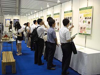 バイオ燃料製造装置＆材料展ブースの写真4