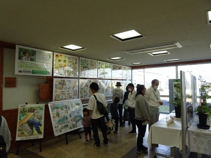 平田美紗子イラスト展と研究紹介コーナー