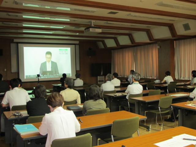 厚労省の動画視聴の様子