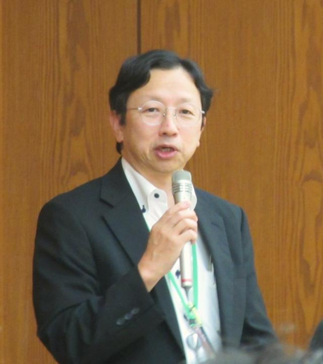 川村理事より開会のあいさつ