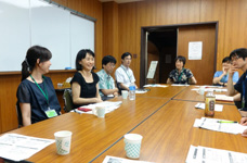 懇話会の様子