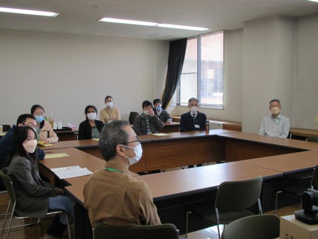 会場の歓談の様子
