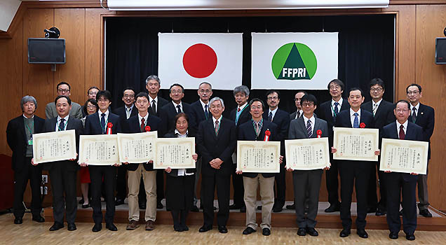 写真：平成28年度 理事長表彰 受賞者