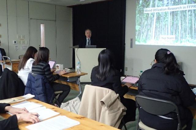 講義の様子写真03