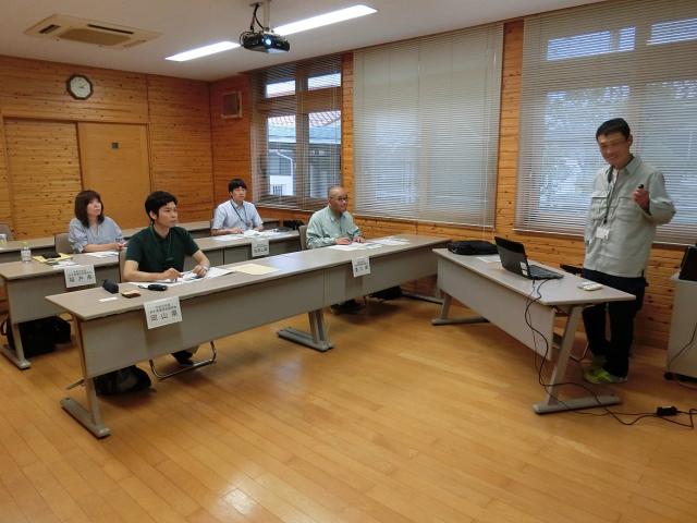 マツノザイセンチュウ接種法の講義