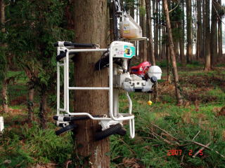 20070205_枝打ち機_枝打ち機