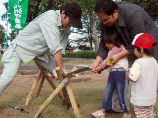 20071027_一般公開_丸太切り