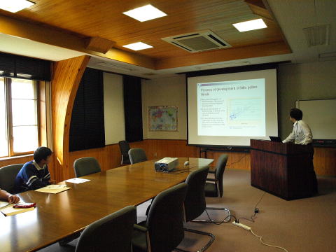20081023_ミャンマー_育種課長