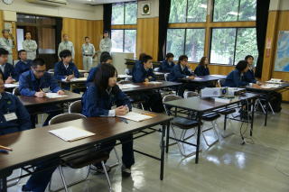 20111129_業務研修_室内