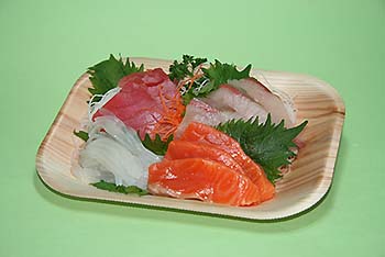 写真4：木製単層トレイの利用2