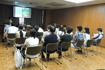 講演会の写真01