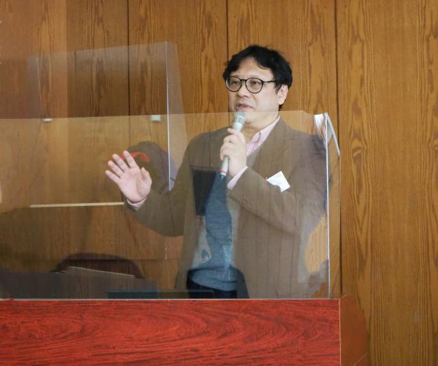 第2回「心理・調査研究データをどう解析するか（研究方法に応じたデータ解析法）」講演の様子