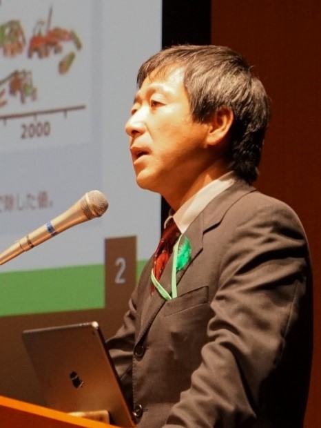 講演をしている様子3